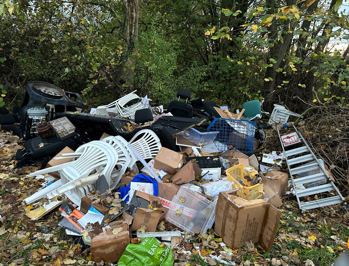 Fly-tip near Redbourn