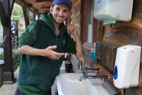 Earthworker Joe tries out the new washing facilities