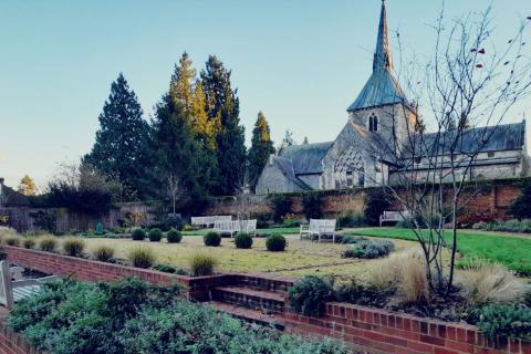 Crinkle Crankle Garden on the Wheathampstead Heritage Trail