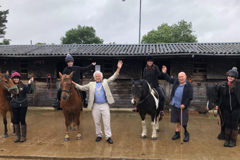 Mayor visiting Chiswell Green riding school